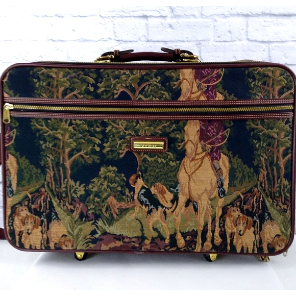 Verdi Handbags - Vintage Equestrian Hunt Nature Tapestry Suitcase